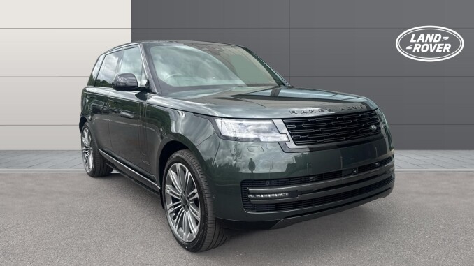 Land Rover Range Rover 3.0 D300 Autobiography 4dr Auto Diesel Estate - Image 1